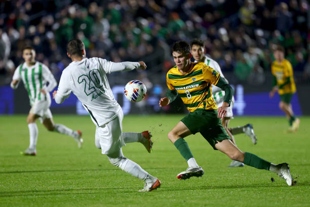 韧不拔的斗 韧不拔的斗