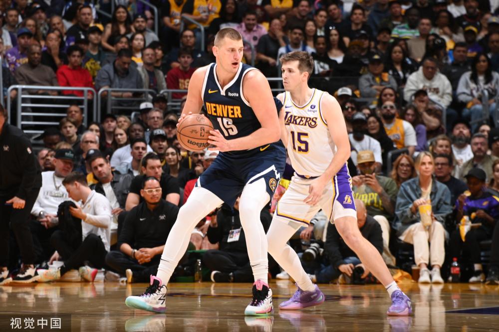 足球——西班牙国王杯：巴塞罗那战平马德里竞技.